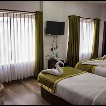 Shivaji Inn Казиранга Экстерьер фото
