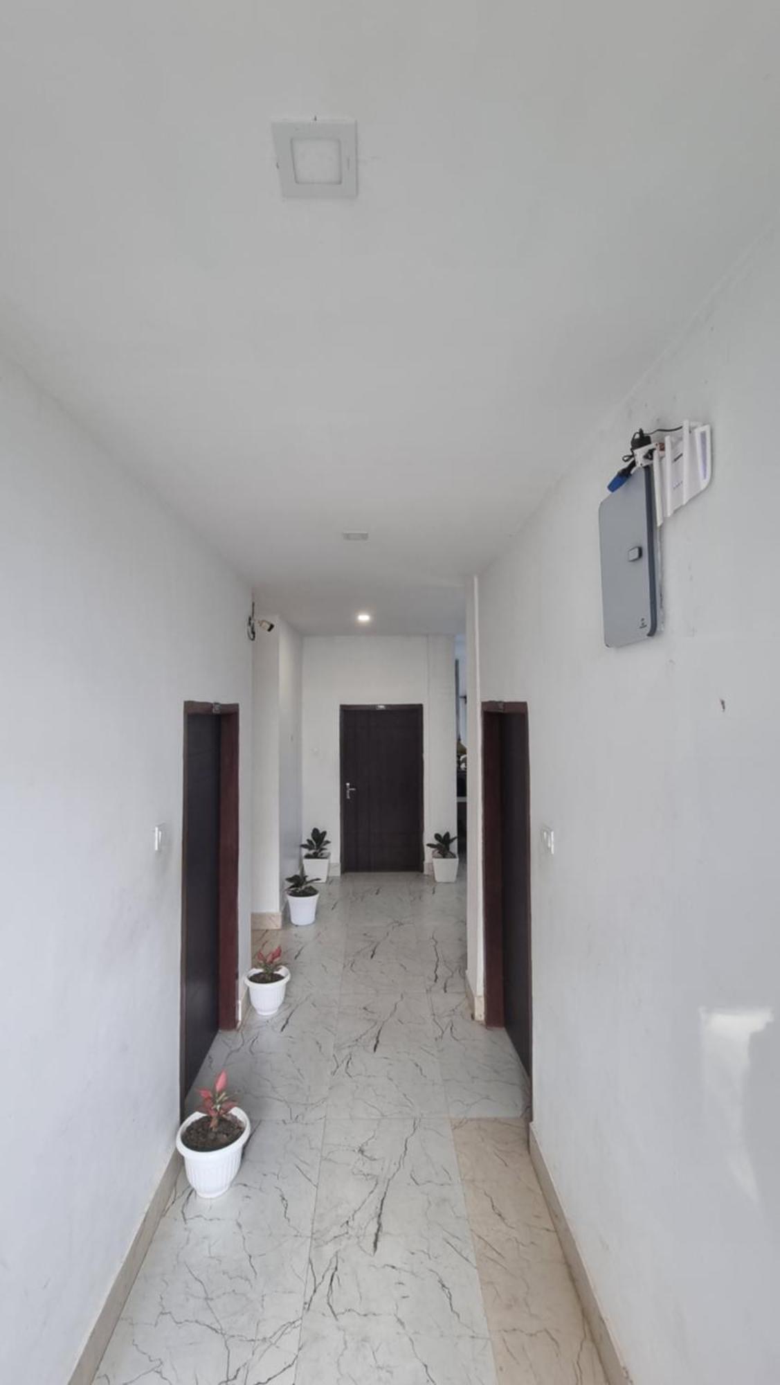 Shivaji Inn Казиранга Экстерьер фото